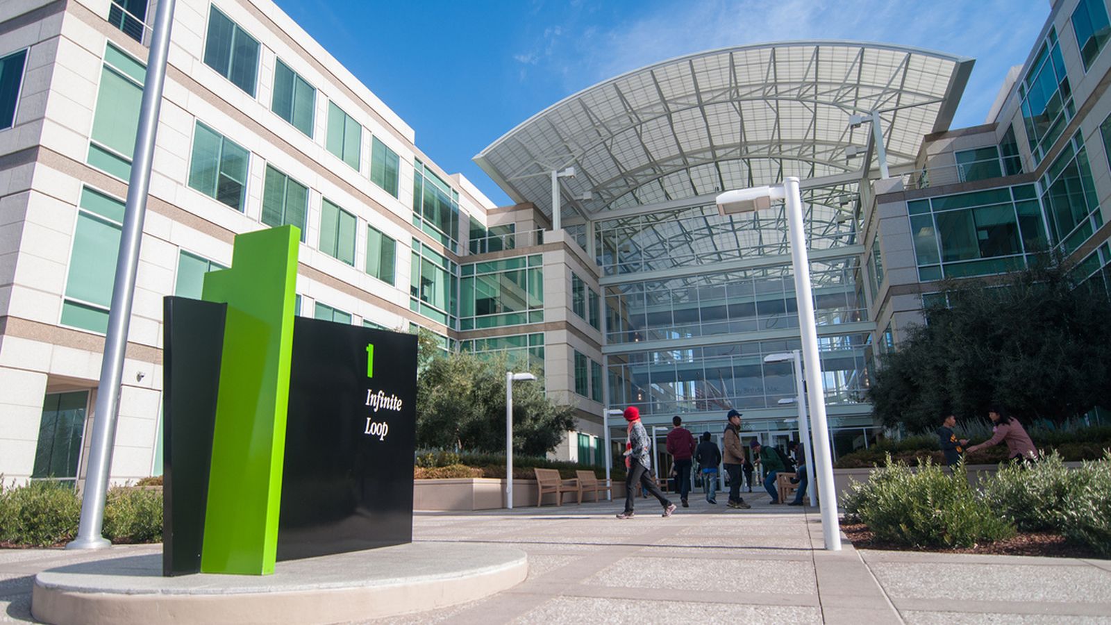 Why now is the best time for Apple to reduce prices Why now is the best time for Apple to reduce prices