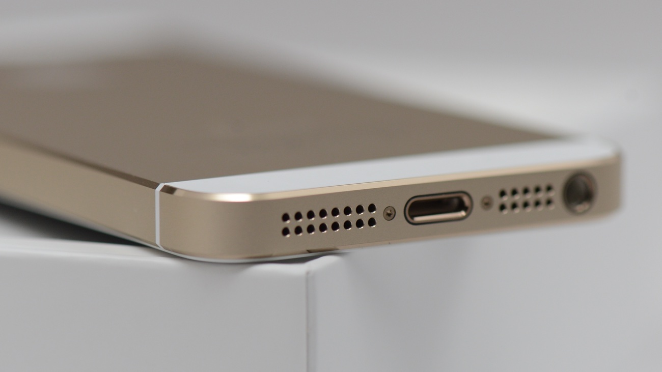 iPhone 5se is almost indistinguishable from the iPhone 5s, see for yourself iPhone 5se is almost indistinguishable from the iPhone 5s, see for yourself