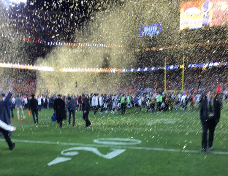 Tim cook criticized for the blurry photo, shot on iPhone Tim cook criticized for the blurry photo, shot on iPhone