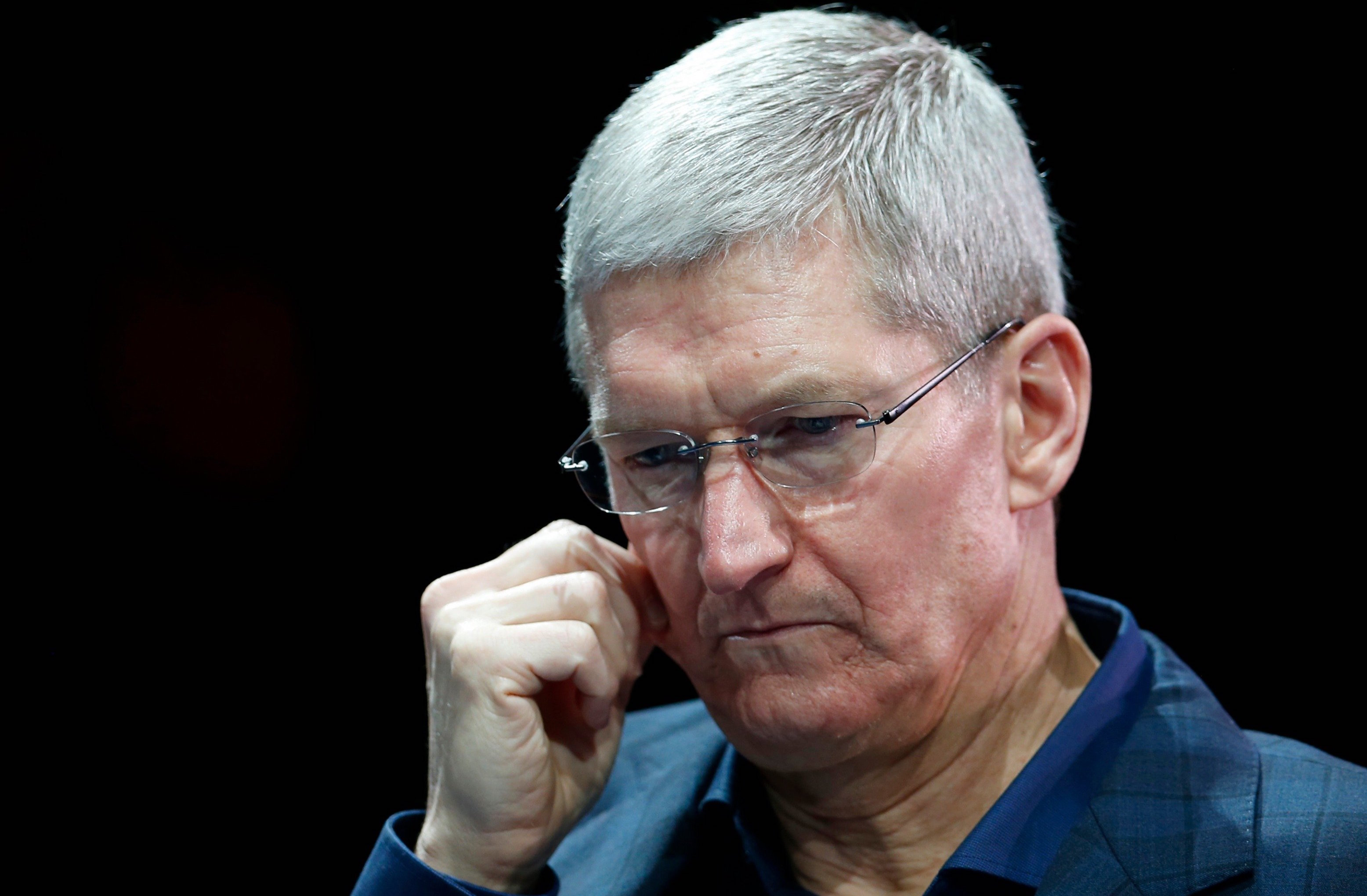 Russian officials put Apple at a disadvantage Russian officials put Apple at a disadvantage
