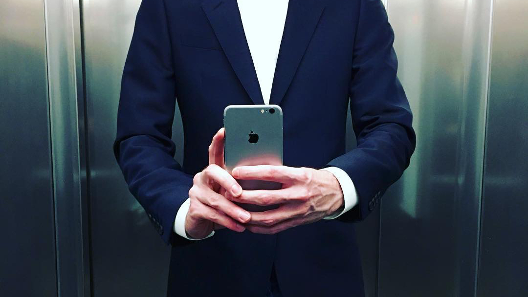 Perhaps this is the first "live" photos of the iPhone 7 Perhaps this is the first "live" photos of the iPhone 7