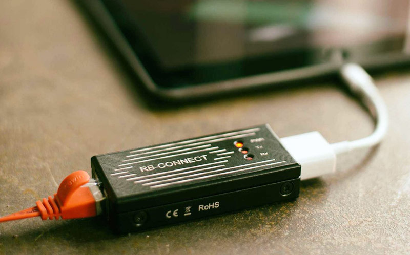 The Germans released an Ethernet adapter for the iPhone and iPad [video]