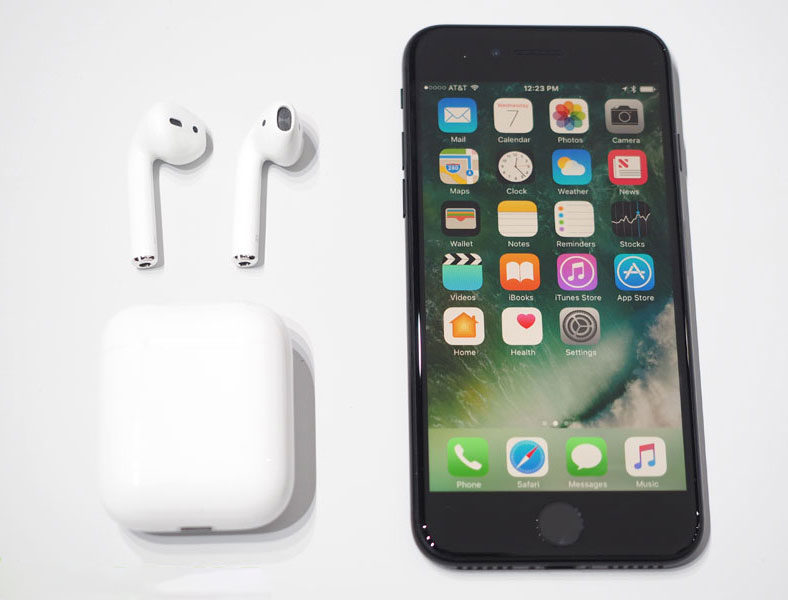 3 reasons to wait for the AirPods wireless headphones 3 reasons to wait for the AirPods wireless headphones