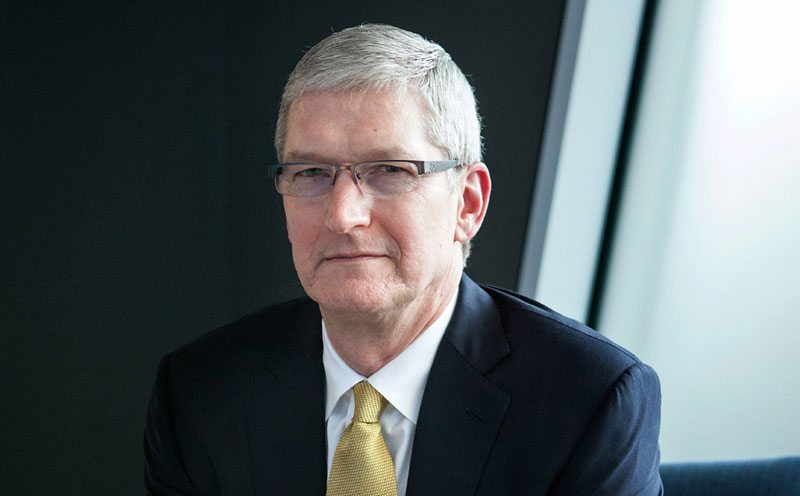 Apple CEO Tim cook took the 11th place in the ranking of the best businessmen of the year by Fortune Apple CEO Tim cook took the 11th place in the ranking of the best businessmen of the year by Fortune