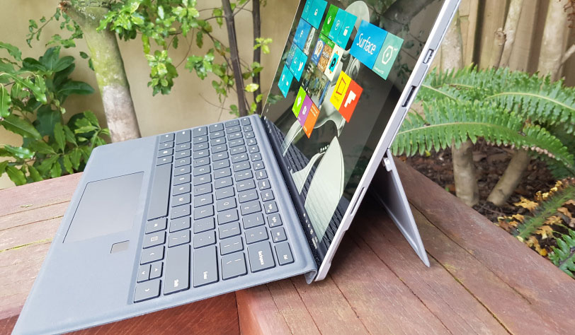 Microsoft Surface Pro 5 can become the main alternative to MacBook Pro for fans of Windows 10 Microsoft Surface Pro 5 can become the main alternative to MacBook Pro for fans of Windows 10