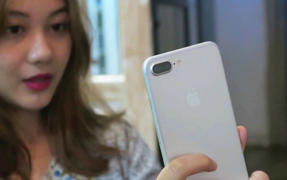 Apple has agreed to invest in Indonesia $44 million to obtain approval for the sale of the entire range of iPhone Apple has agreed to invest in Indonesia $44 million to obtain approval for the sale of the entire range of iPhone