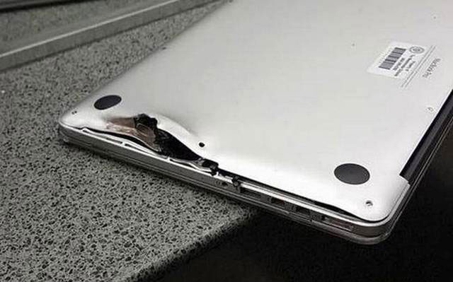 MacBook Pro saved the life of an American during a shooting at the airport in Florida MacBook Pro saved the life of an American during a shooting at the airport in Florida