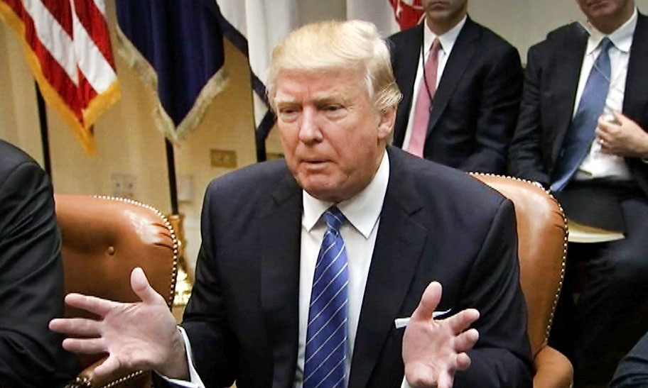 Apple is looking for legal grounds for cancellation of the migration ban trump Apple is looking for legal grounds for cancellation of the migration ban trump