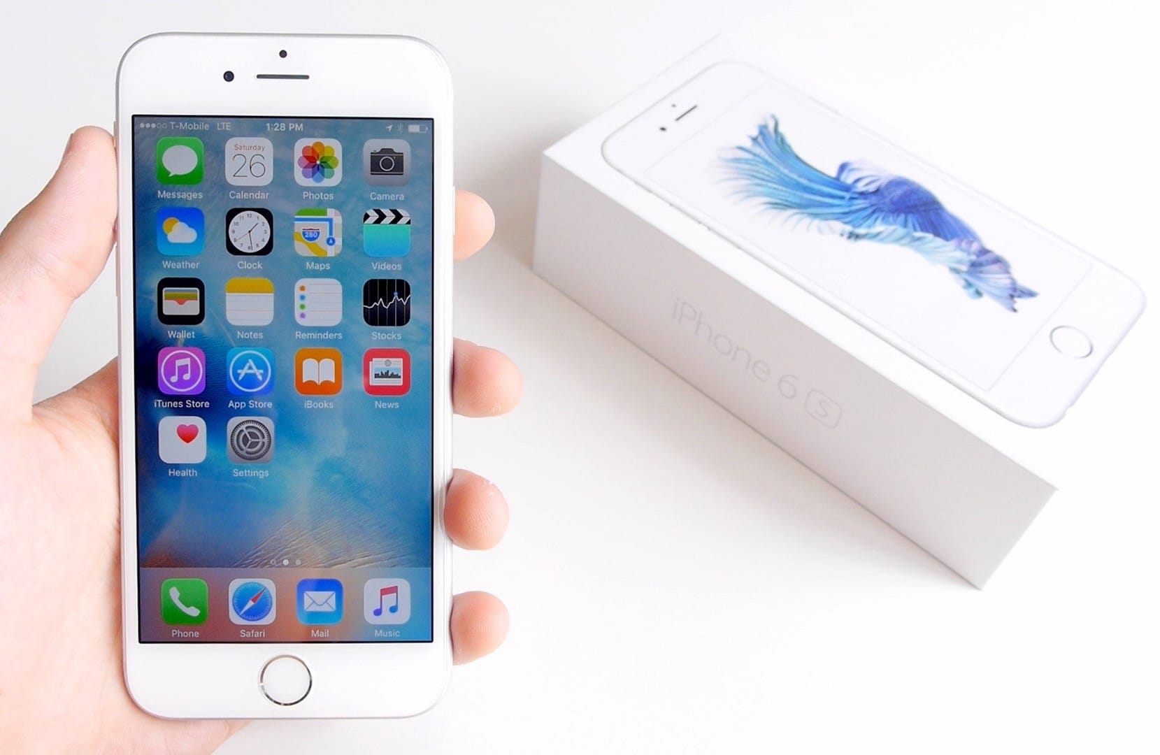 Why you don't need a smartphone with 8 GB of RAM Why you don't need a smartphone with 8 GB of RAM