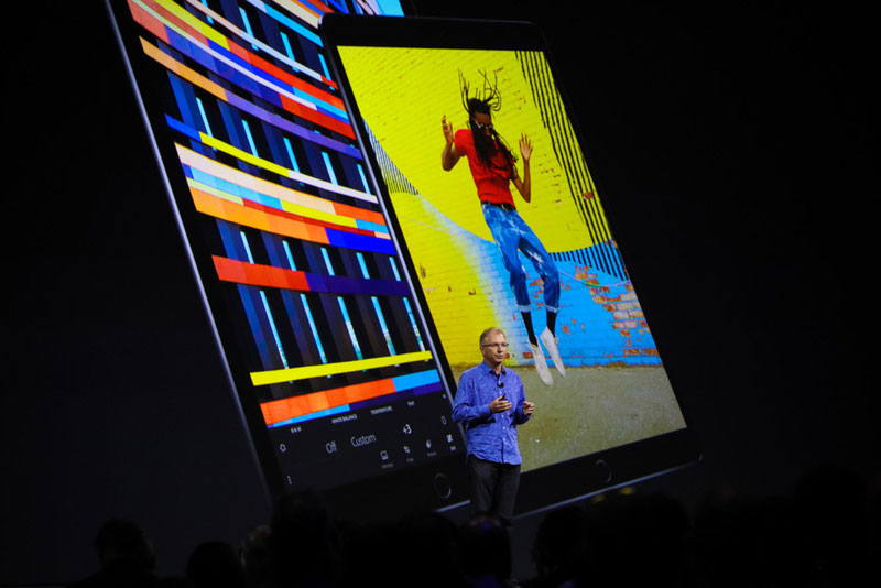 Apple has officially unveiled new 10.5-inch iPad Pro Apple has officially unveiled new 10.5-inch iPad Pro