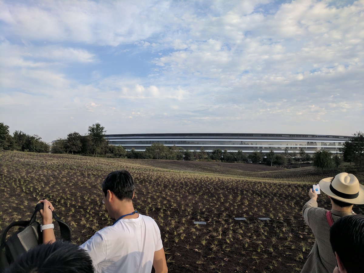 The presentation of the iPhone 8: photos from the event The presentation of the iPhone 8: photos from the event