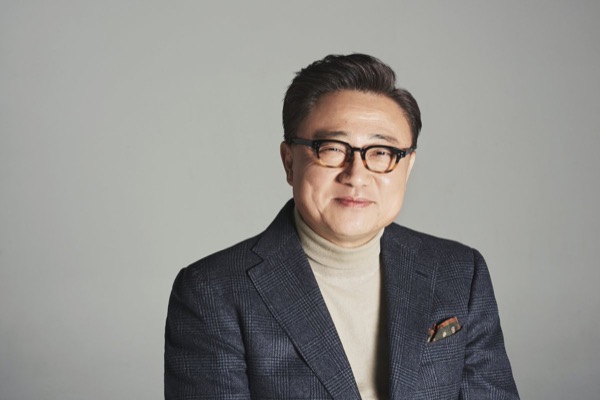 Head of Samsung confirmed the release bendable smartphone soon