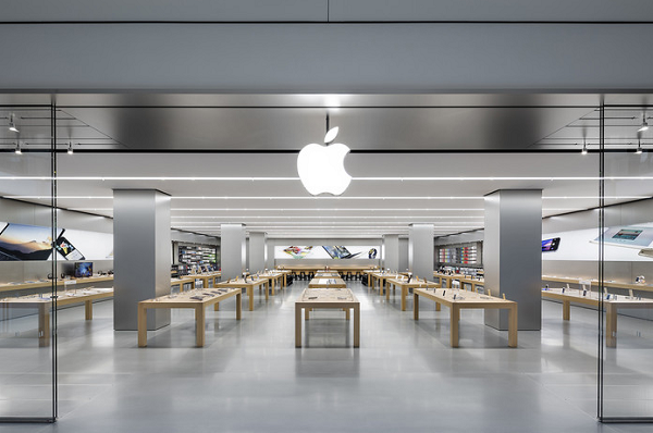 The online store has leaked the prices of new Apple products a week before the presentation The online store has leaked the prices of new Apple products a week before the presentation