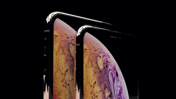 iPhone iPhone XS and XS Plus showed in the video iPhone iPhone XS and XS Plus showed in the video