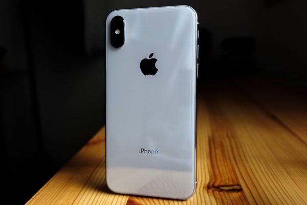 What will be the iPhone XS? Collected all the rumors What will be the iPhone XS? Collected all the rumors