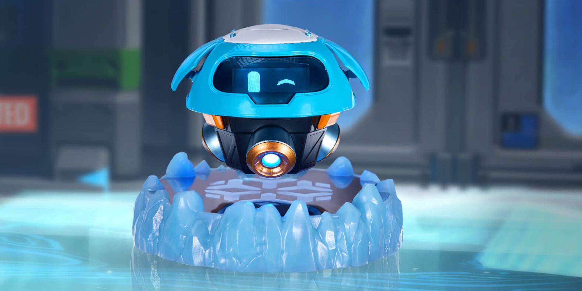 Blizzard has released a robot toy Snow Overwatch Blizzard has released a robot toy Snow Overwatch