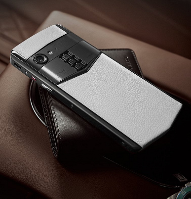 Vertu unveiled a new smartphone for 14 thousand dollars Vertu unveiled a new smartphone for 14 thousand dollars