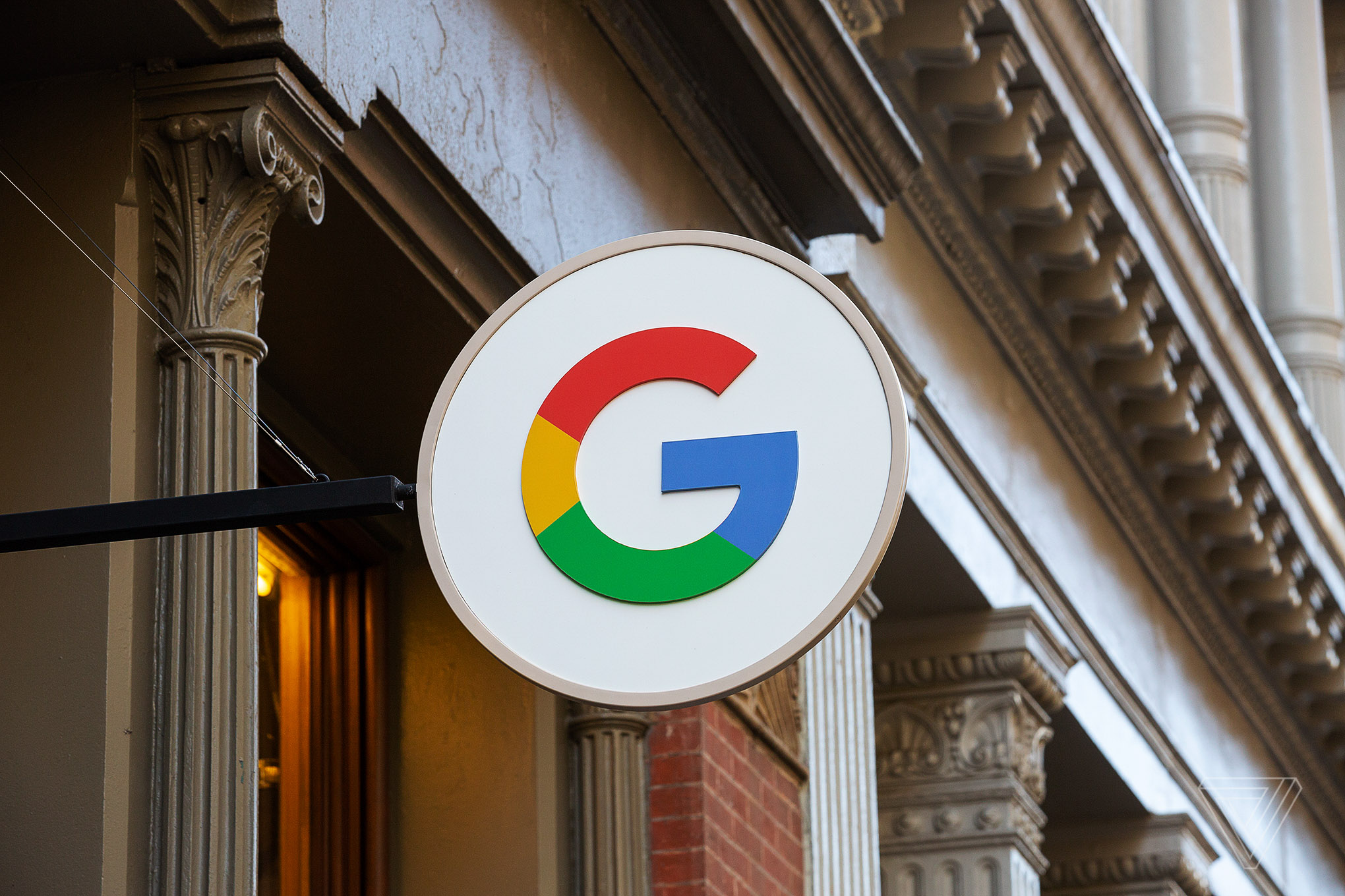 Google news burn a large amount of Internet traffic in the background Google news burn a large amount of Internet traffic in the background