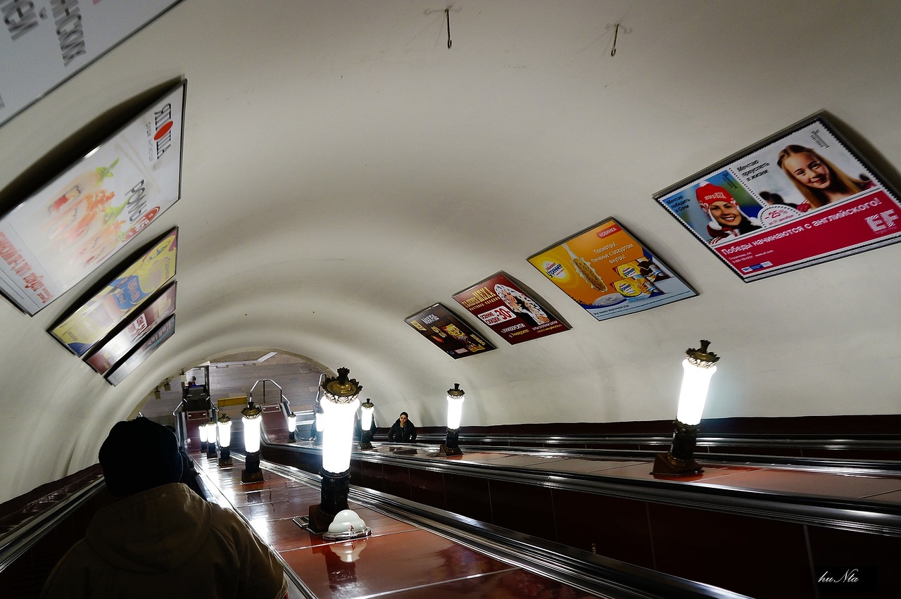 Advertising returned to the Moscow metro Advertising returned to the Moscow metro