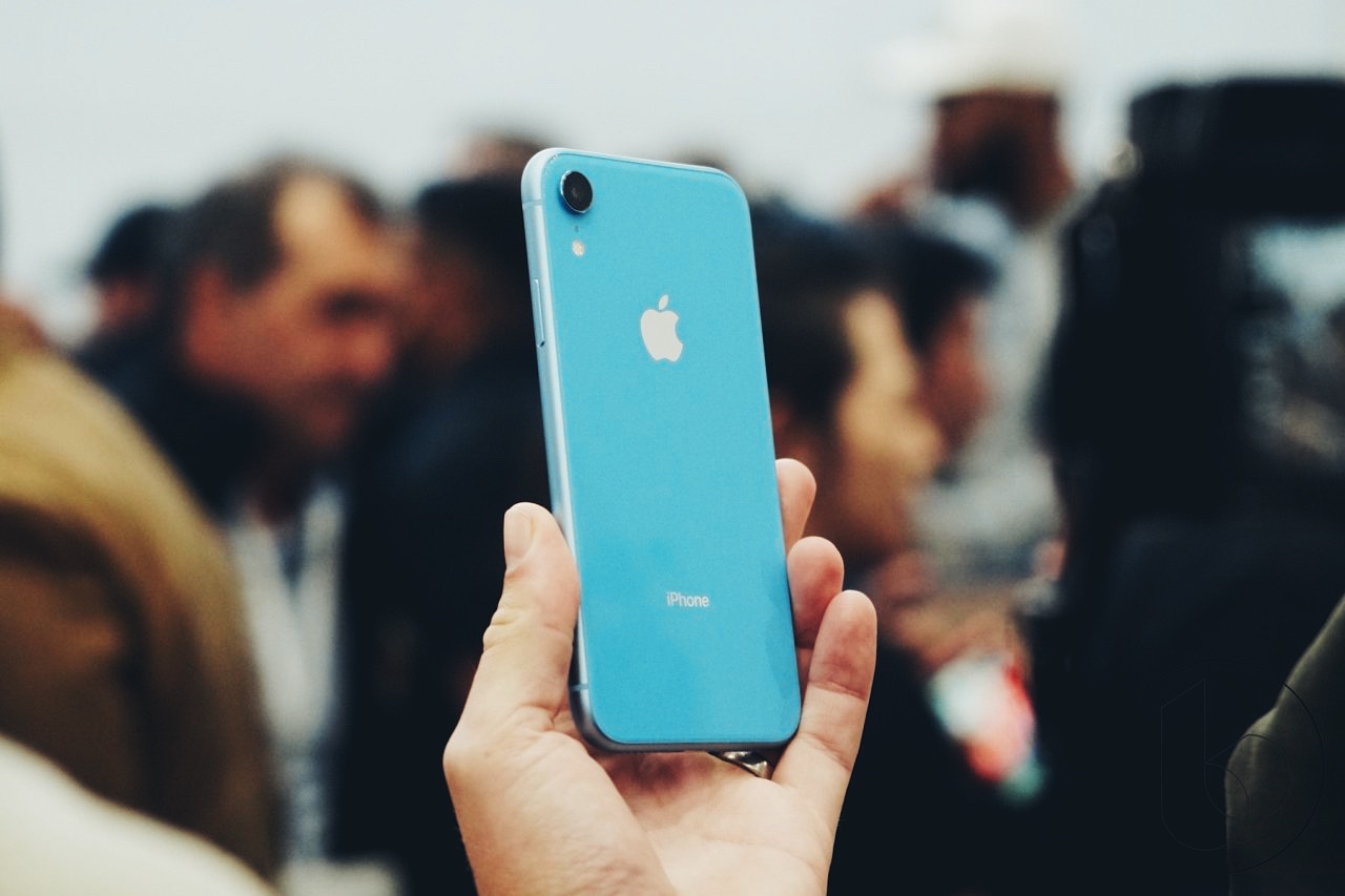 IPhone sales fell by 20% in the end of last year