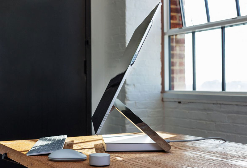 "The first computer that will make Apple fans go to Windows"